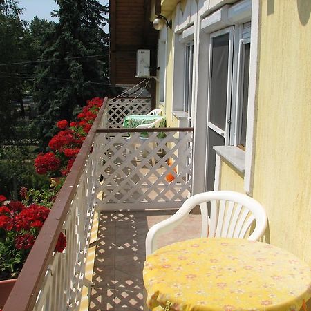 Olga Apartmanhaz Apartment Hajduszoboszlo Bagian luar foto
